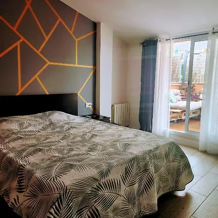Estudio Con Terraza * Μπαδαλόνα